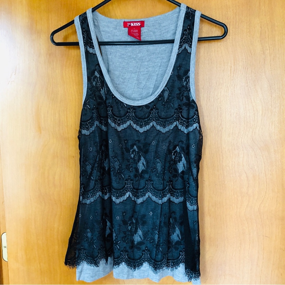 Jersey/lace tank top